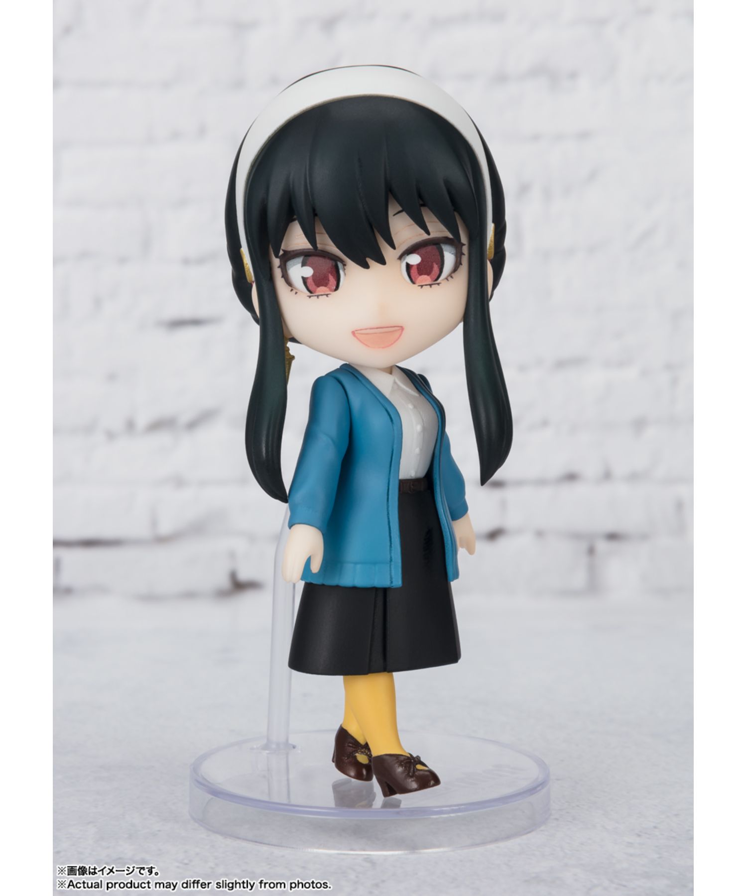 Figuarts Mini ヨル・フォージャー -おでけけこーで-