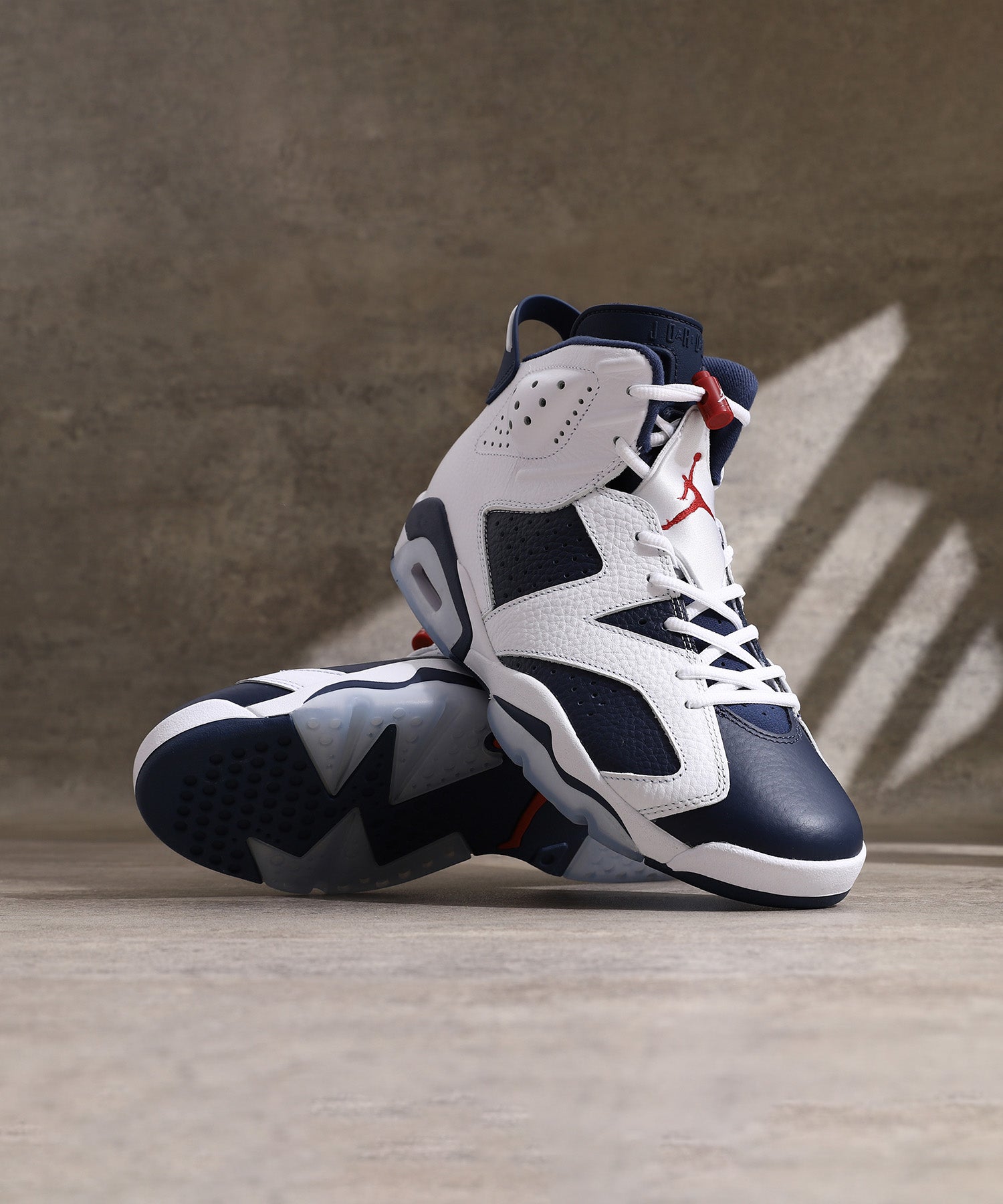 Air Jordan 6 Retro - CT8529-164