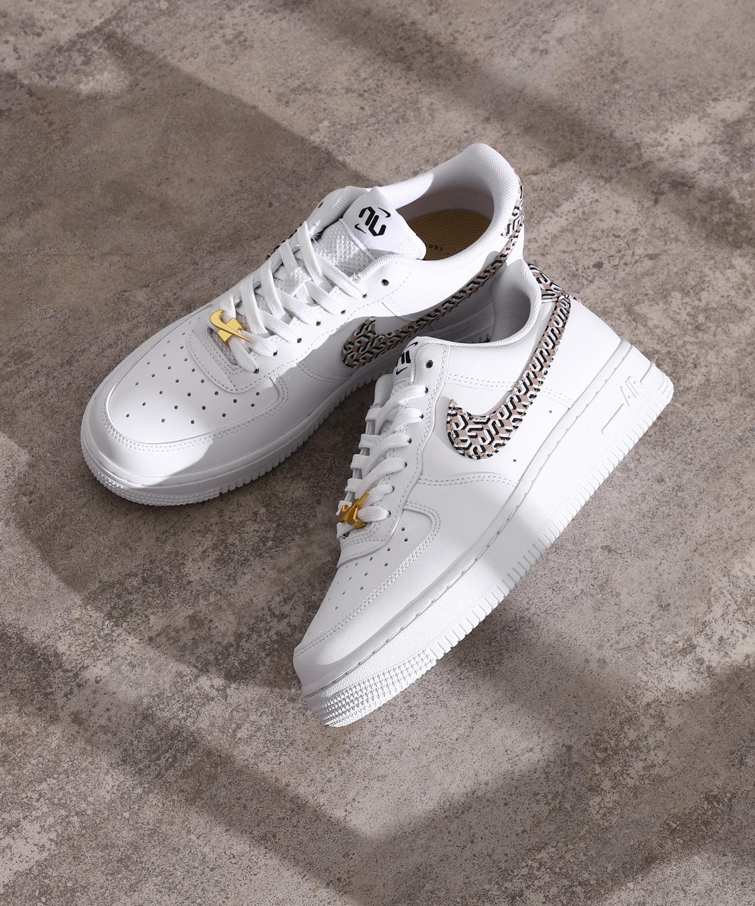 NIKE WMNS AIR FORCE 1 LX - DZ2709-100