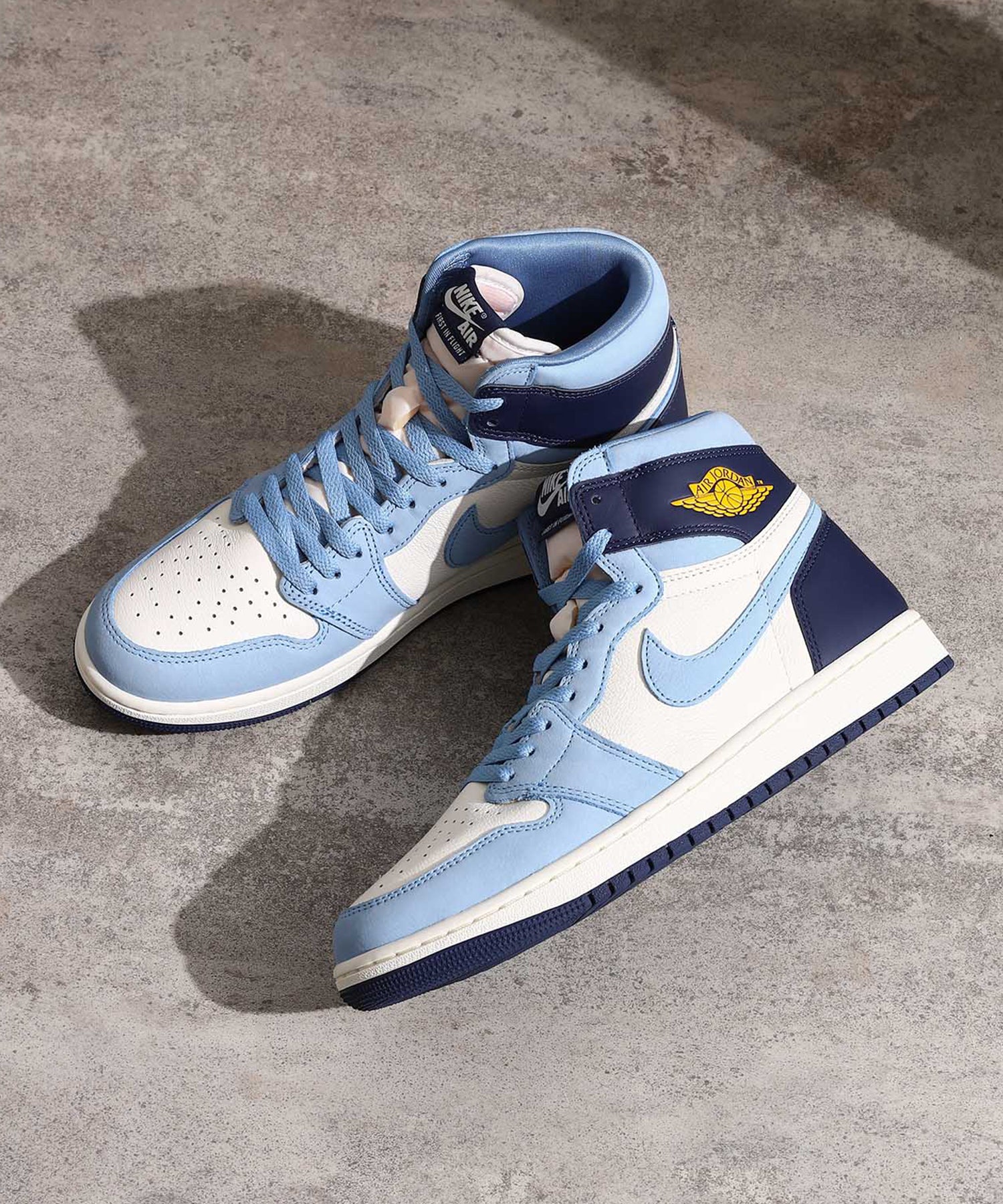 Wmns Air Jordan 1 Retro Hi Og - FD2596-400