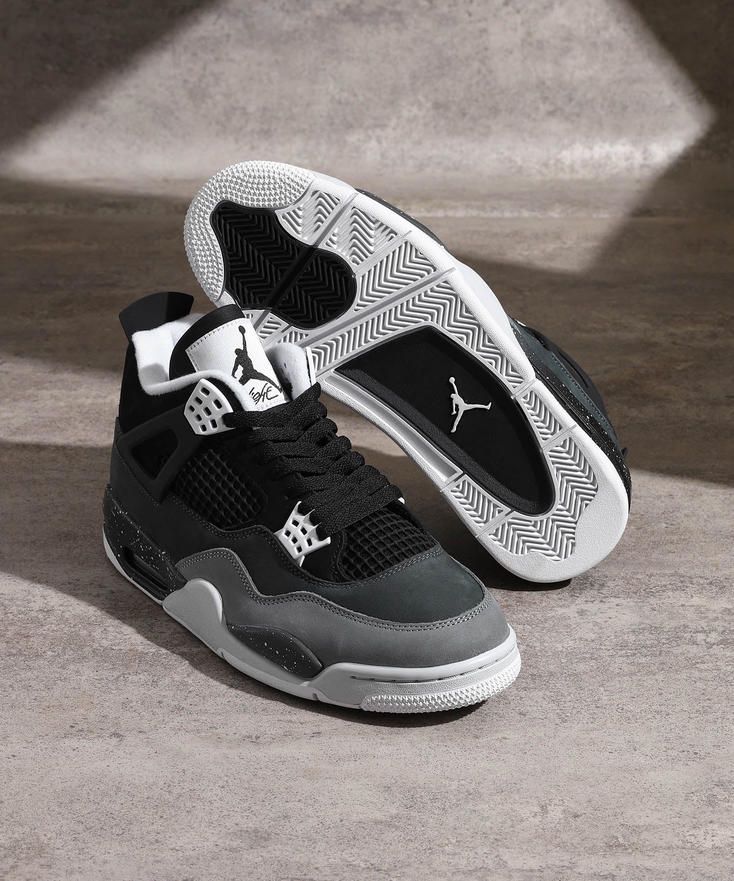 Air Jordan 4 Retro - FQ8138-002