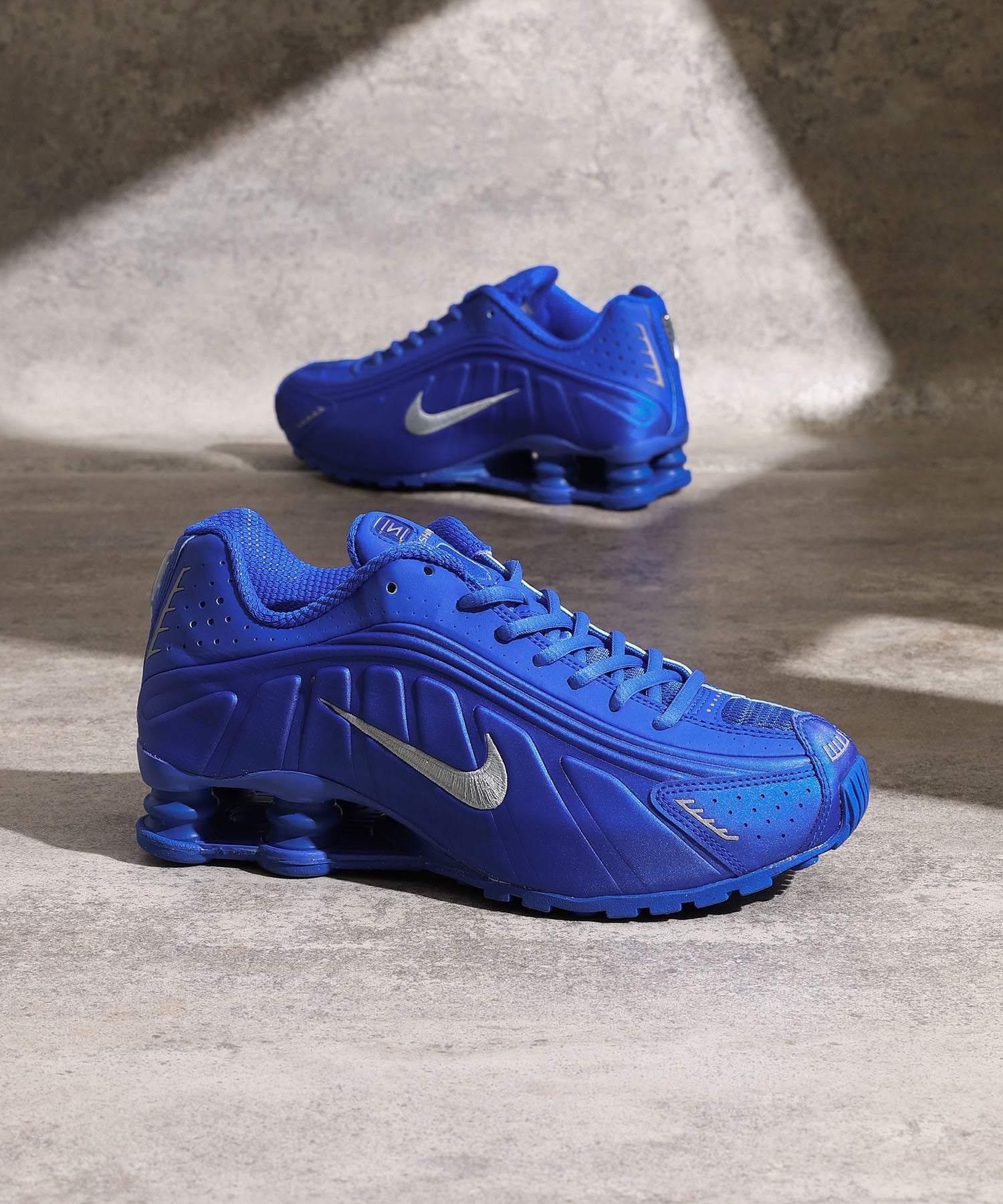 Nike Wmns Shox R4 - HJ7303-445