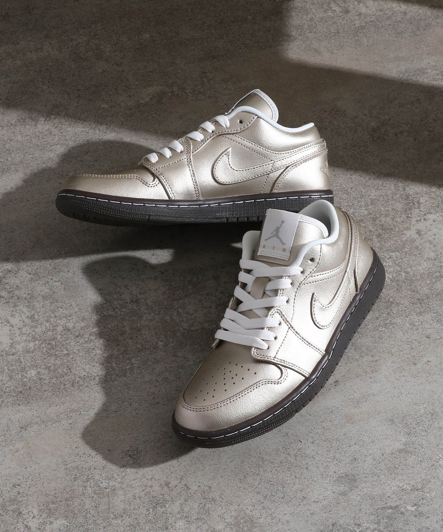 Wmns Air Jordan 1 Low Se - HQ3529-099