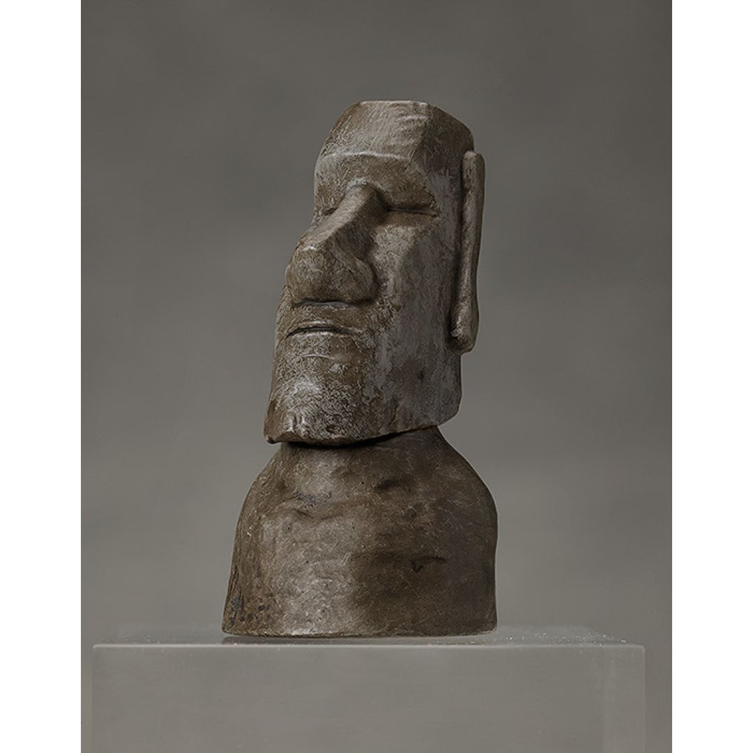 イースター島 アフ・アキビ“海に向かって立つモアイ” モアイ像 モノリス彫像 石造彫刻（