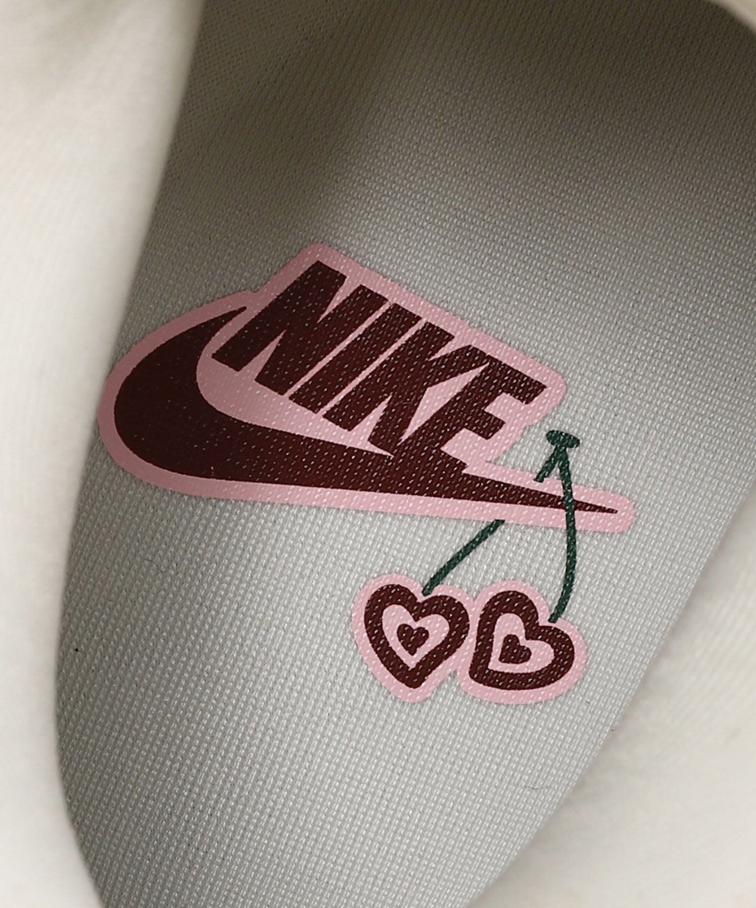 Nike Wmns Air Max 90 Lv8 Se