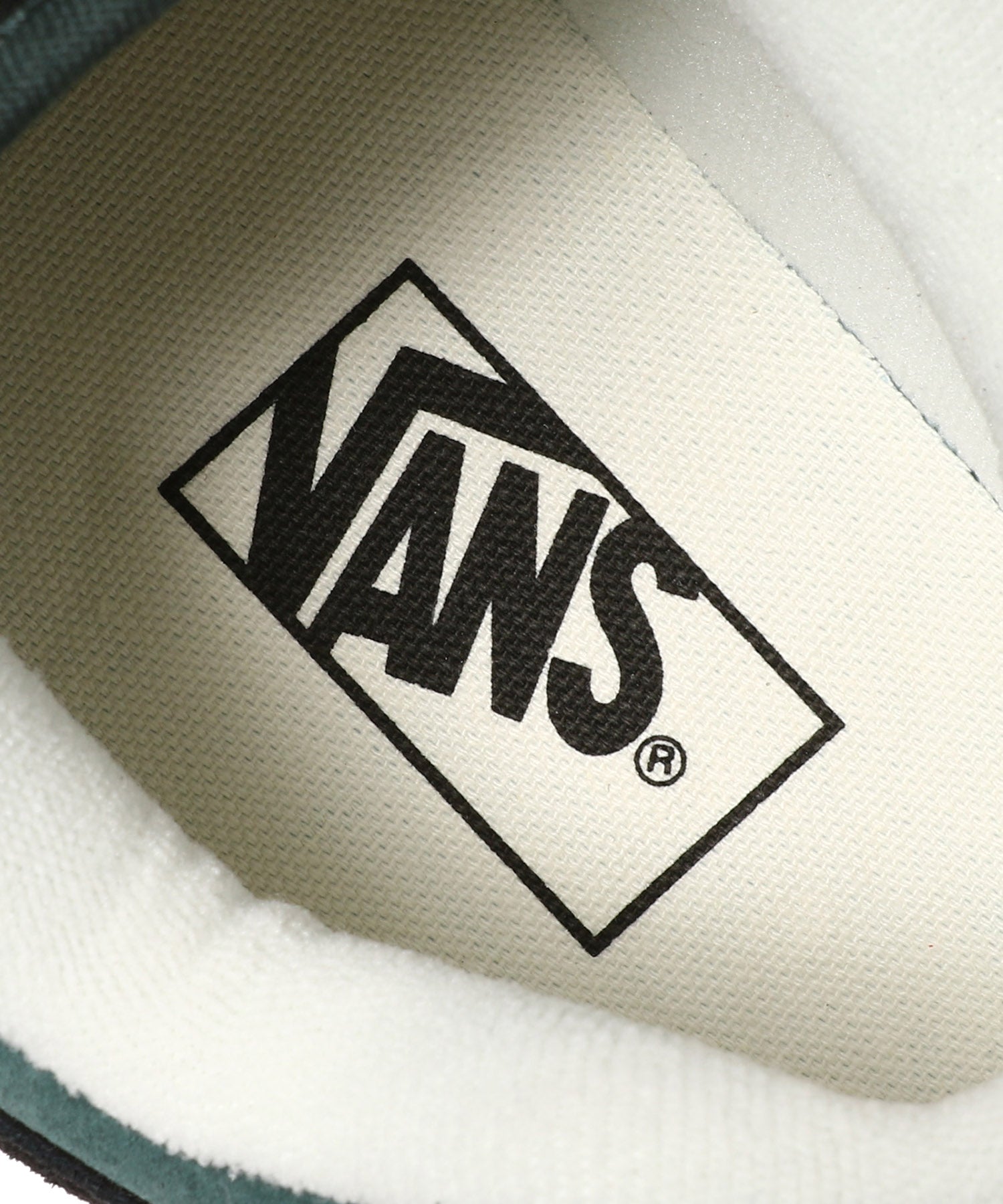 Vans /ヴァンズ/ Knu Skool