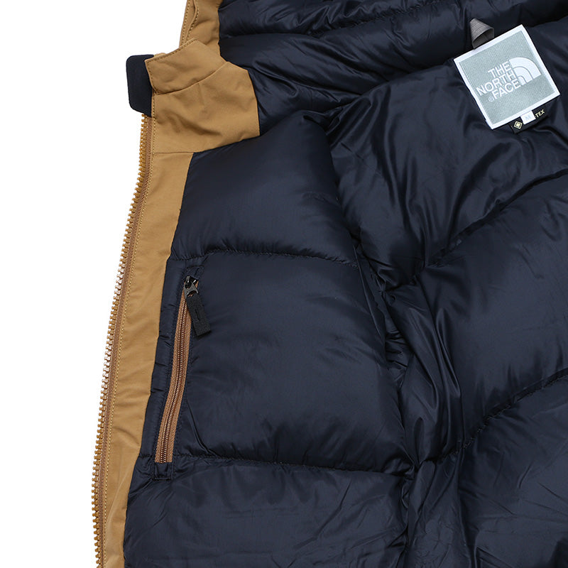 THE NORTH FACE Mountain Down Coat